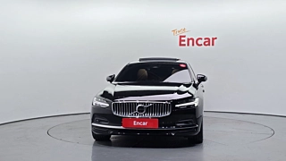 VOLVO S90 2023