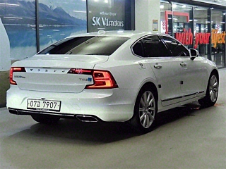 VOLVO S90 2019