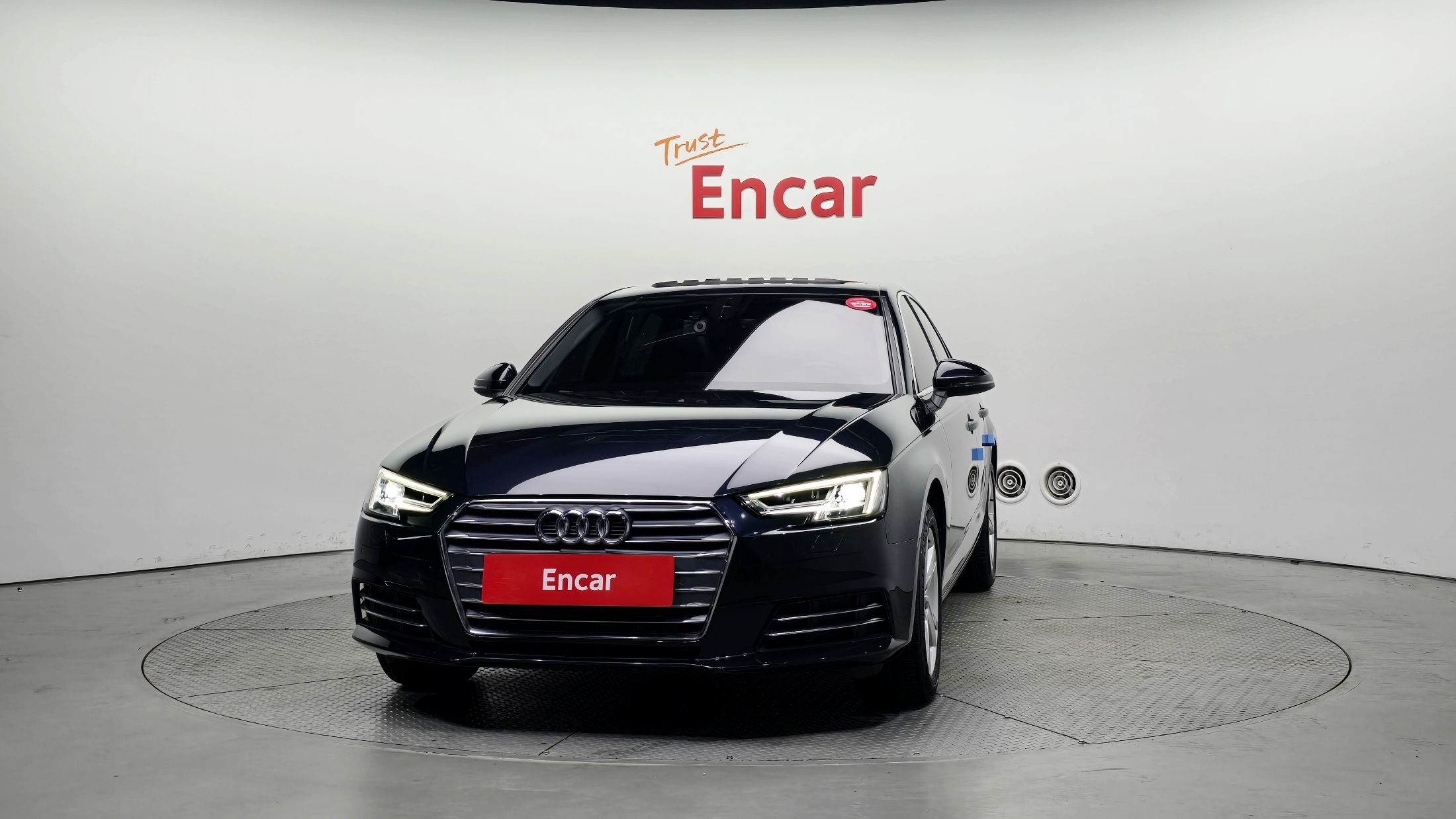 AUDI A4 B9 2018