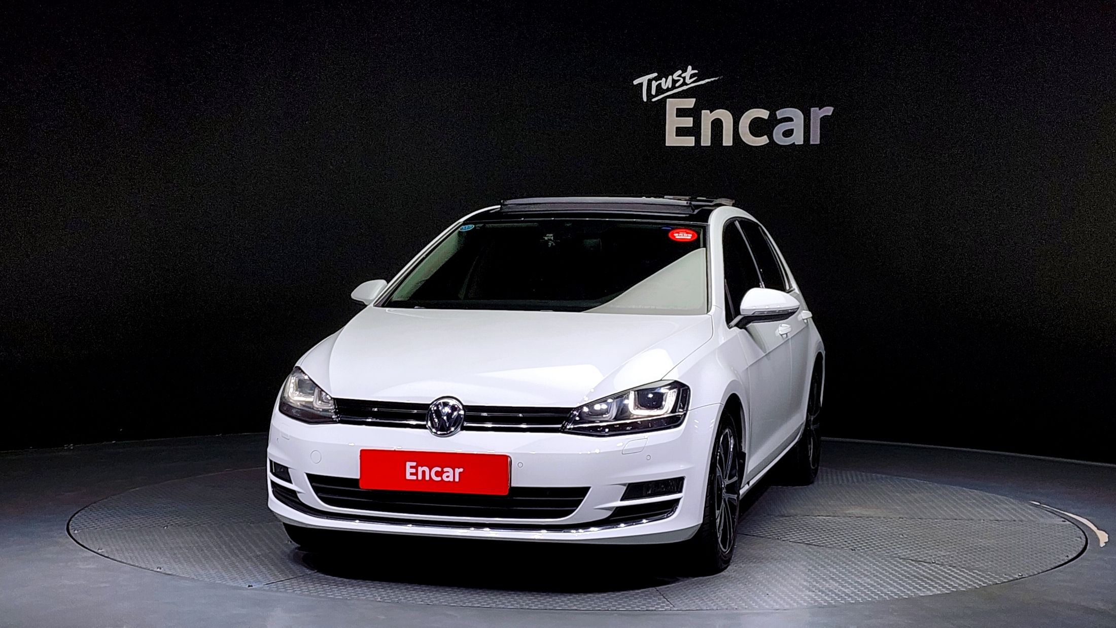 VOLKSWAGEN GOLF 2014