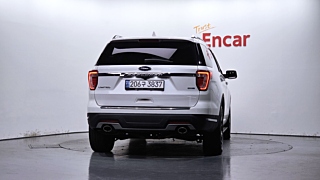 FORD EXPLORER 2018