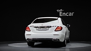 MERCEDES BENZ E-CLASS W213 2018