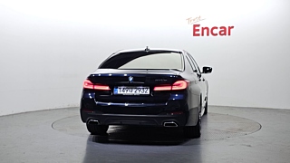 BMW 5-SERIES G30 2020