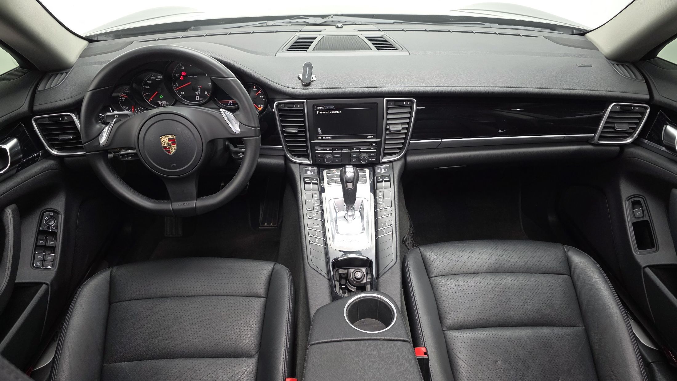 PORSCHE PANAMERA 2011