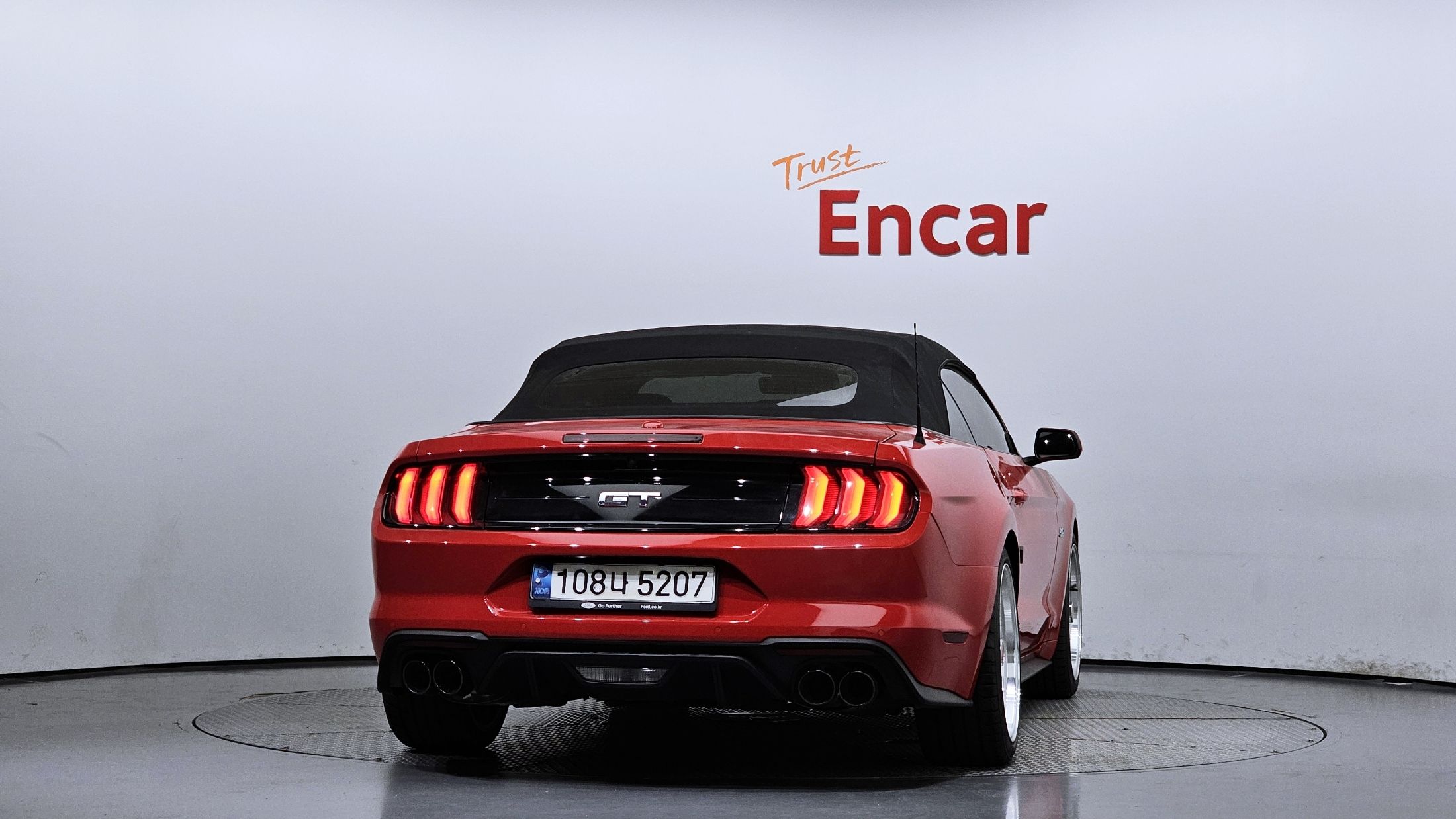 FORD MUSTANG 2021