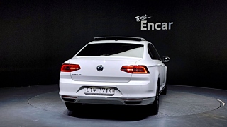 VOLKSWAGEN PASSAT GT B8 2018