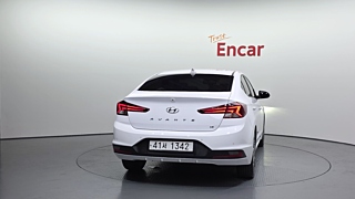 HYUNDAI AVANTE AD 2019