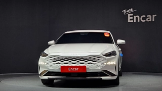 KIA K8 HYBRID  Signature 2022
