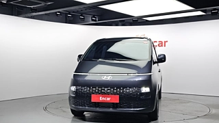 HYUNDAI STARIA 2024