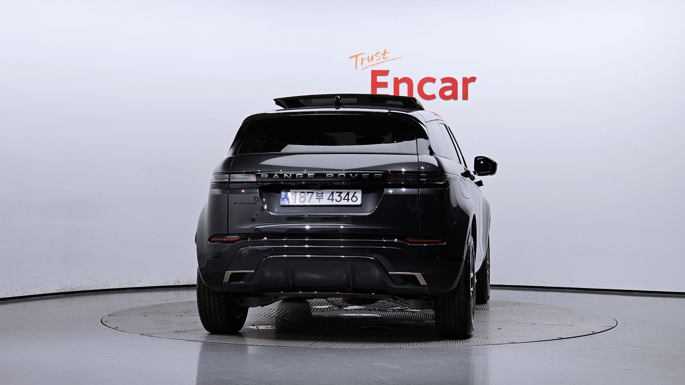LAND ROVER RANGE ROVER EVOQUE 2024