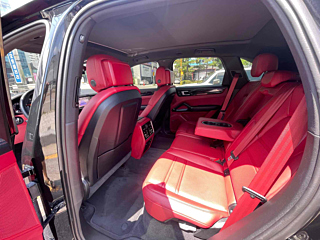 PORSCHE CAYENNE PO536 2022