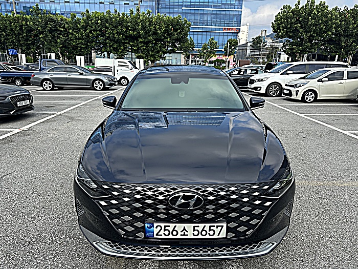 HYUNDAI GRANDEUR IG HYBRID 2020