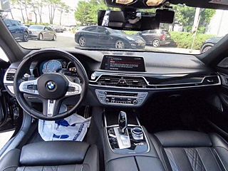 BMW 7-SERIES G11 2017