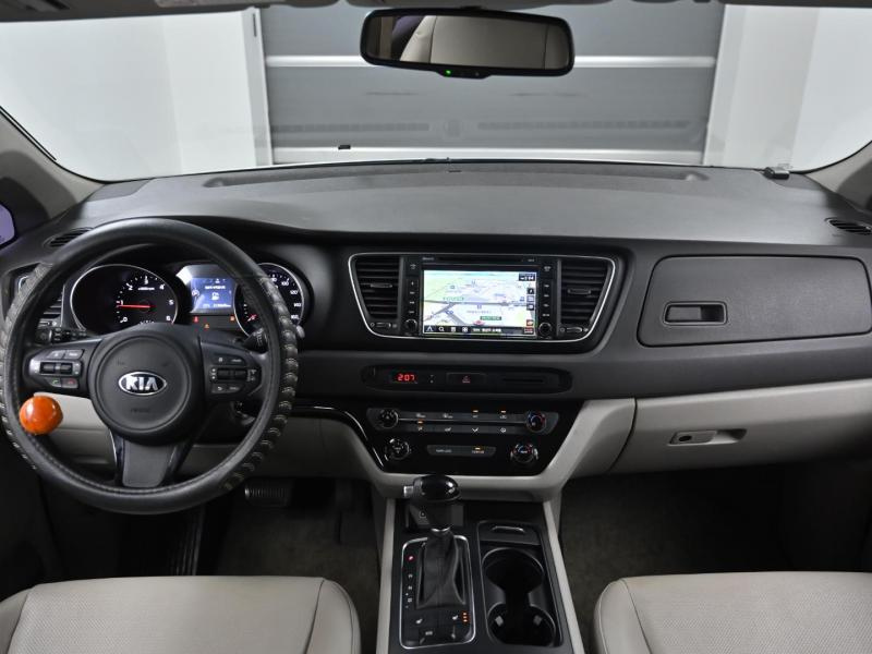 KIA CARNIVAL 2014