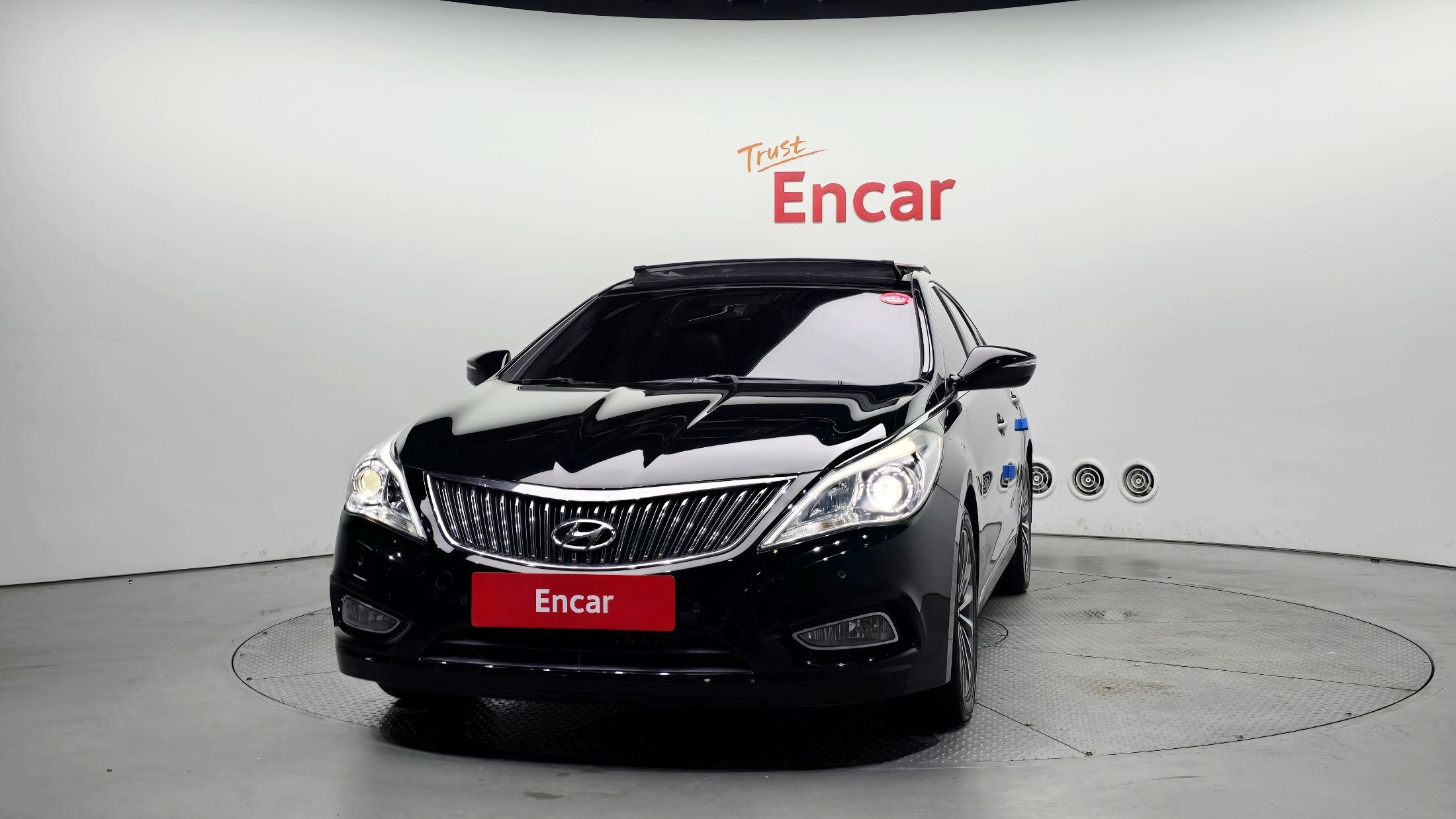 HYUNDAI GRANDEUR HG 2014
