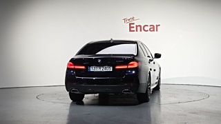 BMW 5-SERIES G30 2023