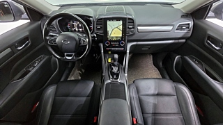 SAMSUNG QM6 2020