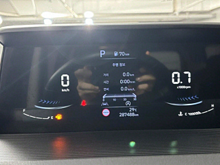 HYUNDAI STARIA 2023