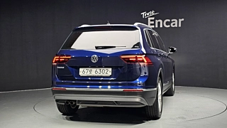 VOLKSWAGEN TIGUAN  2 GENERATION 2.0 TDI Premium 2018