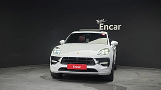 PORSCHE MACAN  2021