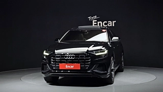 AUDI Q8 4M 2023