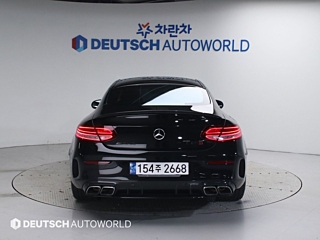 MERCEDES BENZ C-CLASS W205 2021