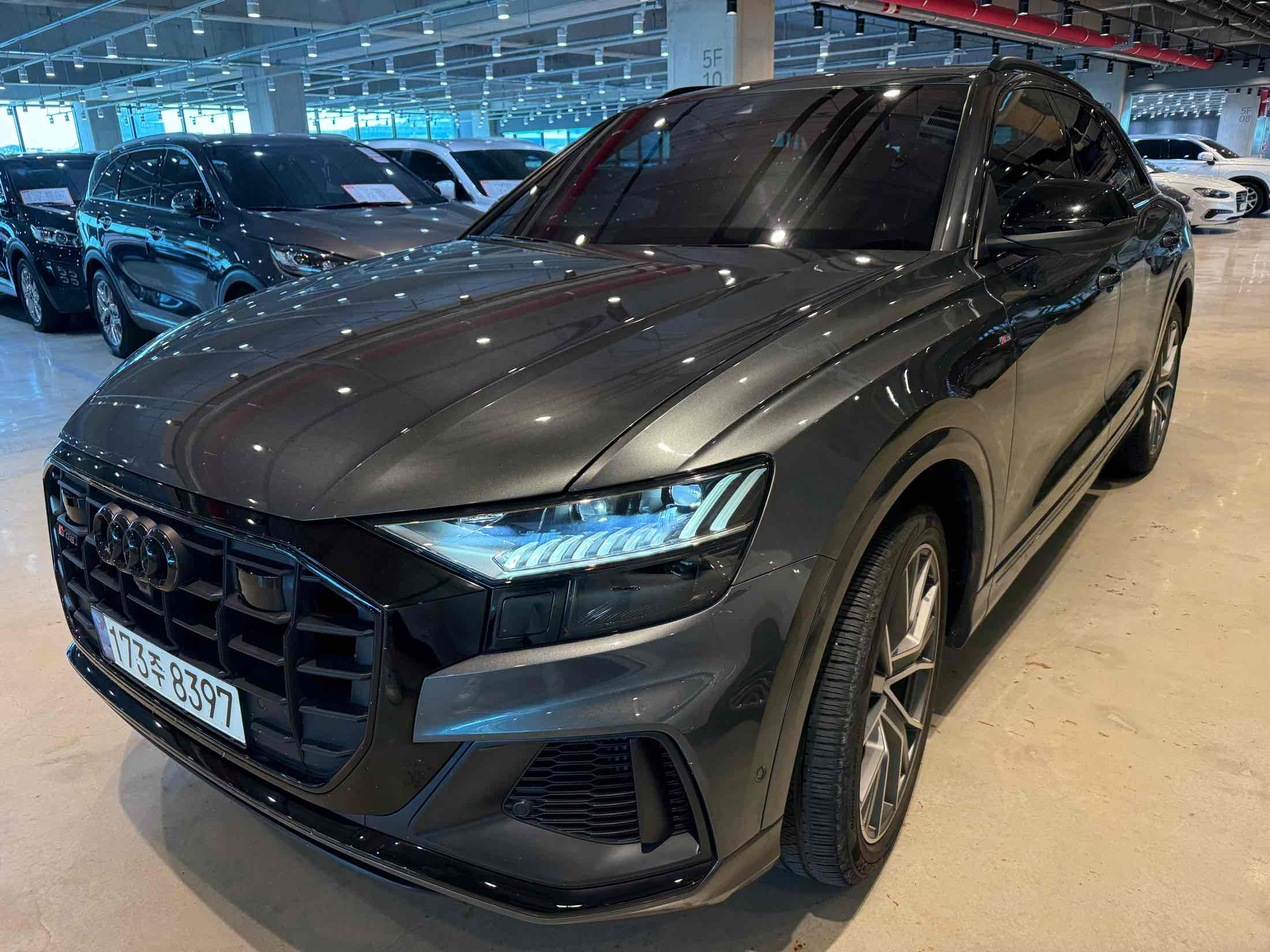 AUDI Q8 4M 2021