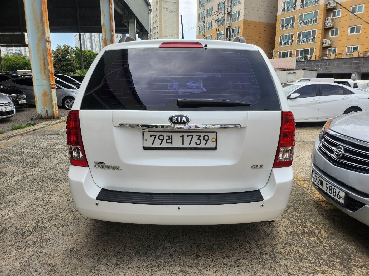 KIA CARNIVAL R 2014