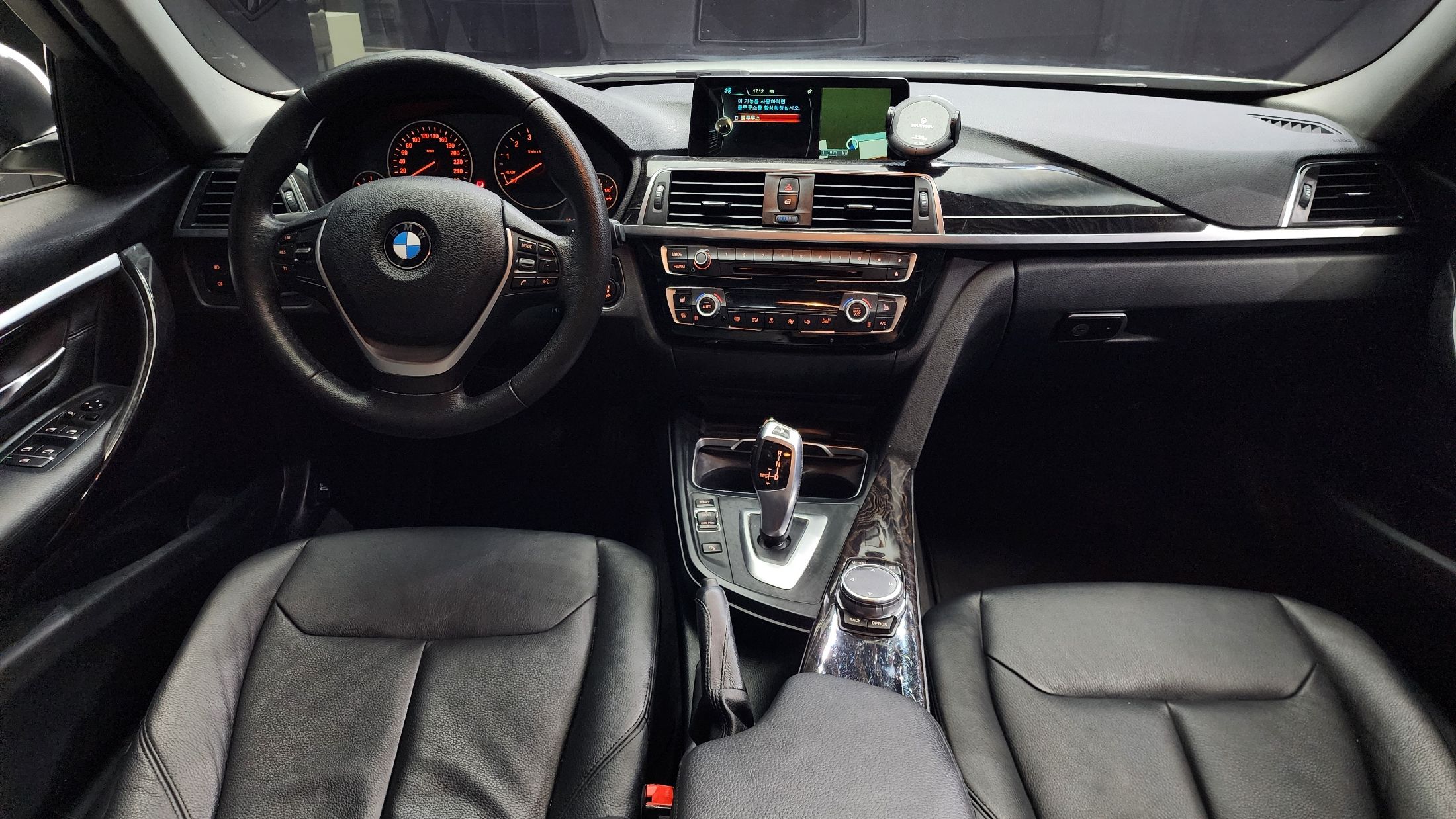 BMW 3-SERIES F30 2016