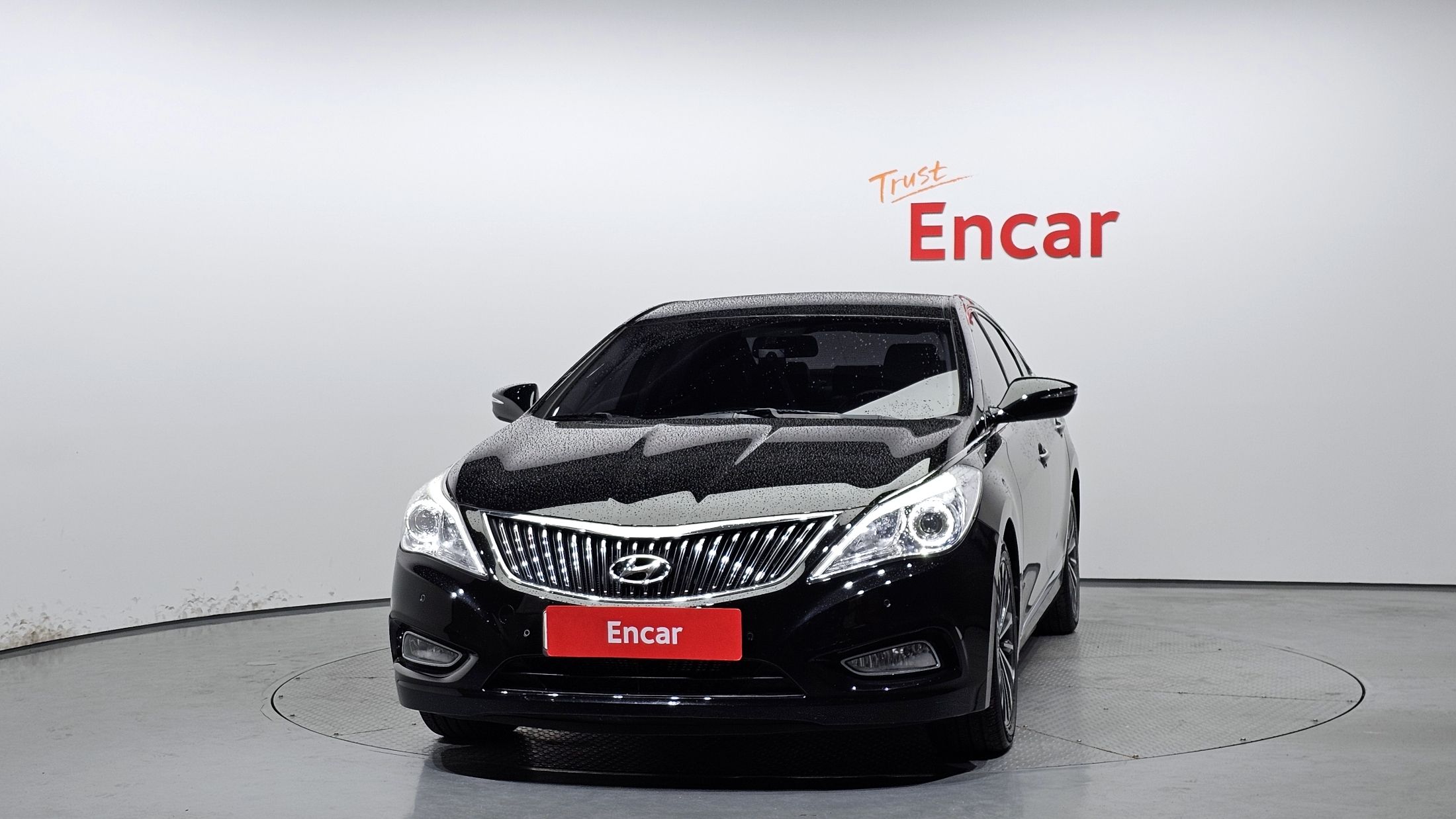 HYUNDAI GRANDEUR HG 2014