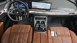 BMW 7-SERIES G70 2024