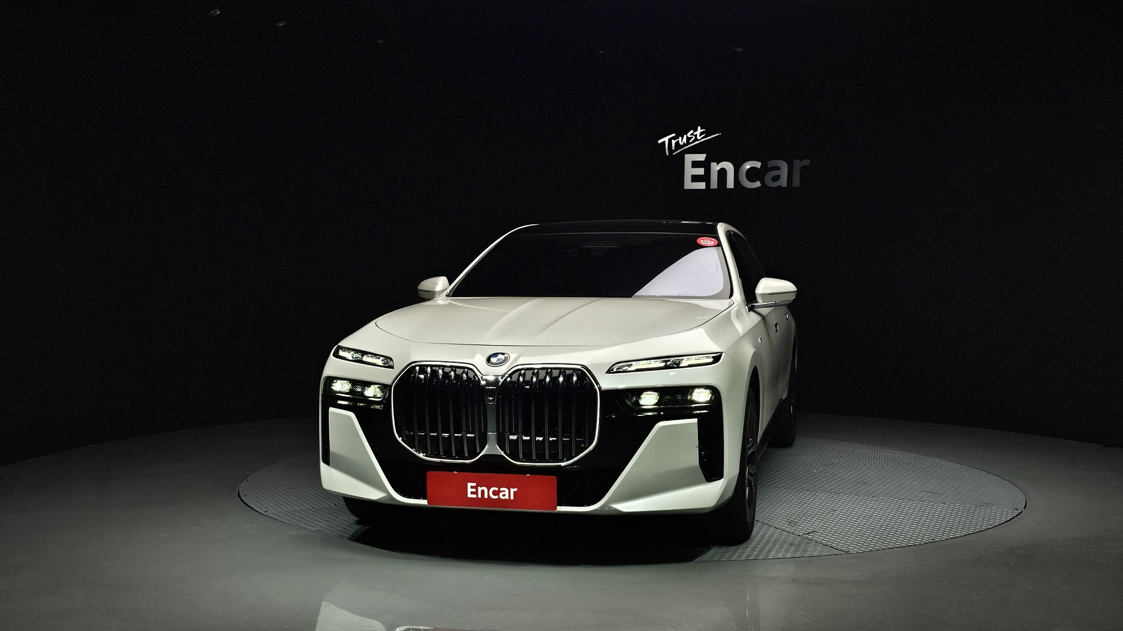 BMW 7-SERIES G70 2024