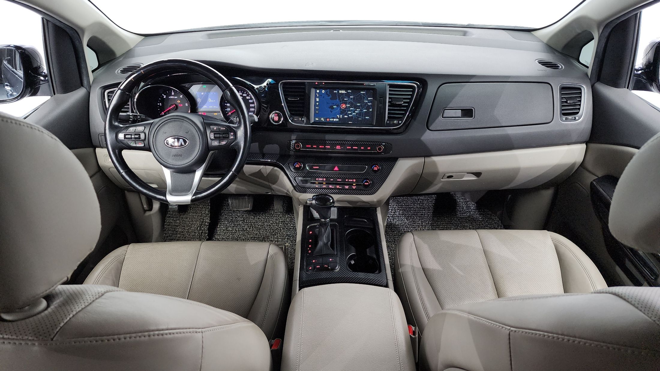 KIA CARNIVAL 2015