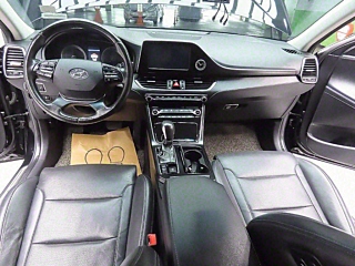 HYUNDAI GRANDEUR IG HYBRID 2017