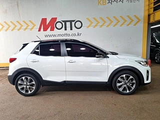 KIA STONIC 2018