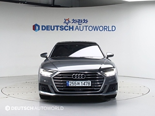 AUDI A8 D5 2021