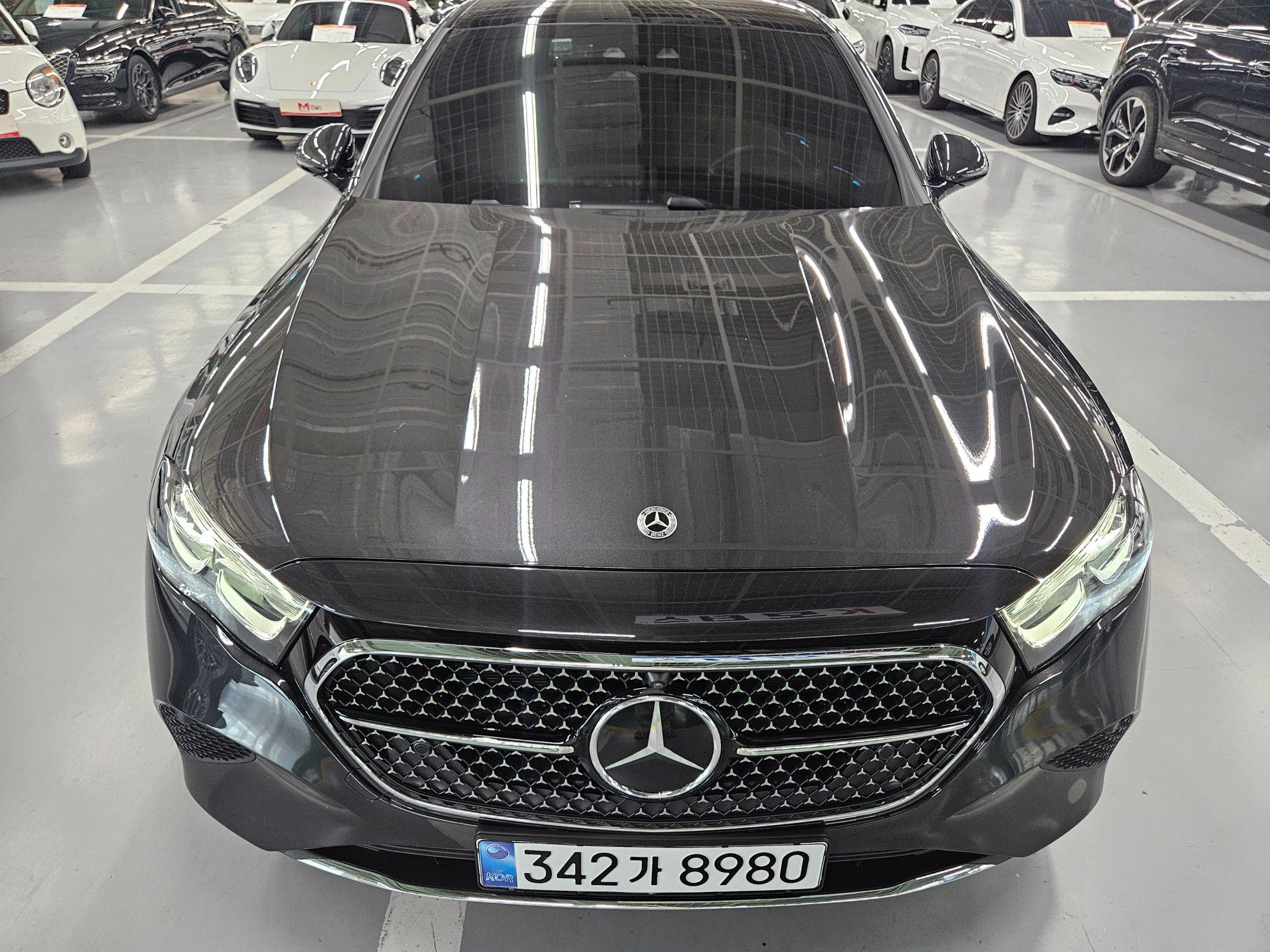 MERCEDES BENZ E-CLASS W214 2024