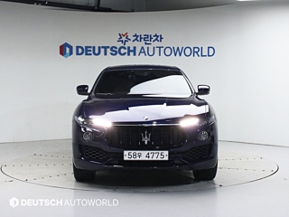 MASERATI LEVANTE 2017