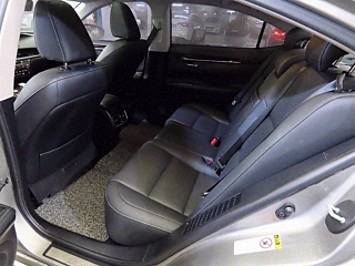 LEXUS ES300H 2016