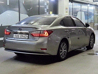 LEXUS ES300H 2016