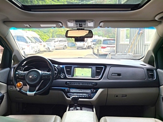 KIA CARNIVAL 2016