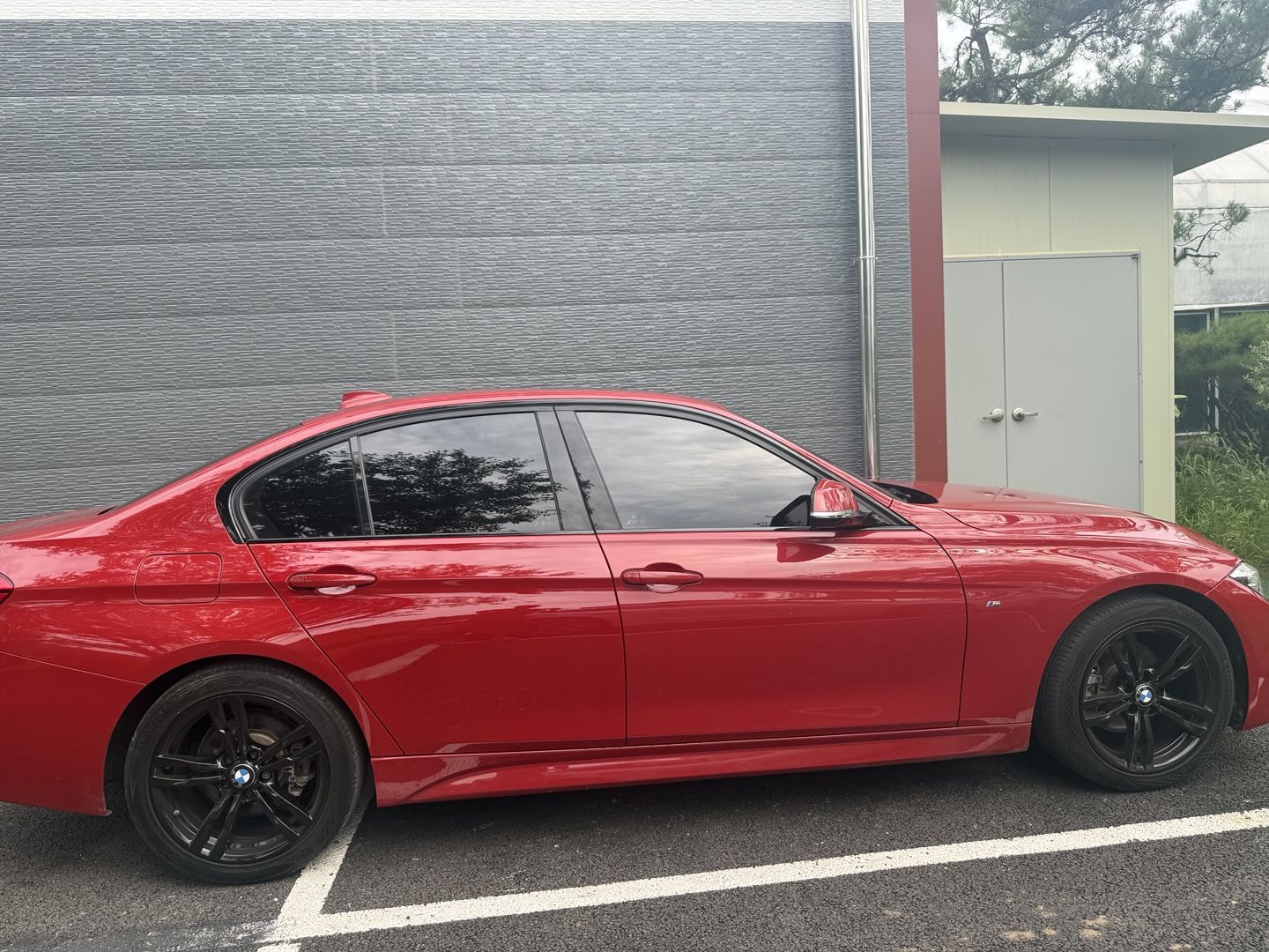 BMW 3-SERIES F30 2016
