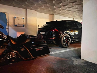 Заказать AUDI RSQ8 4M