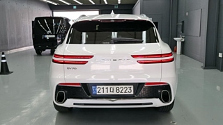 GENESIS GV70 2024