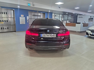 BMW 5-SERIES G30 2022