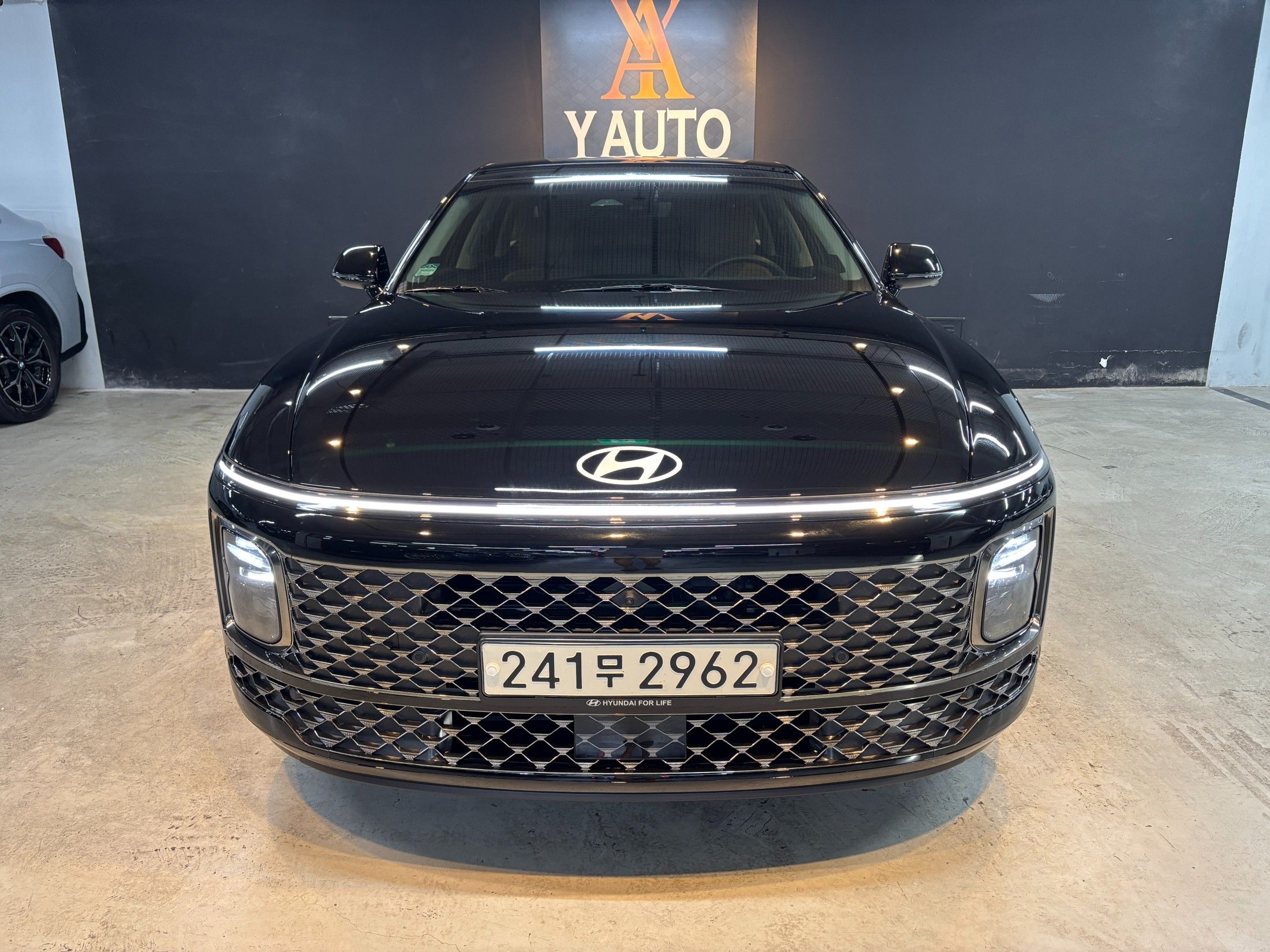HYUNDAI GRANDEUR HYBRID GN7 2023