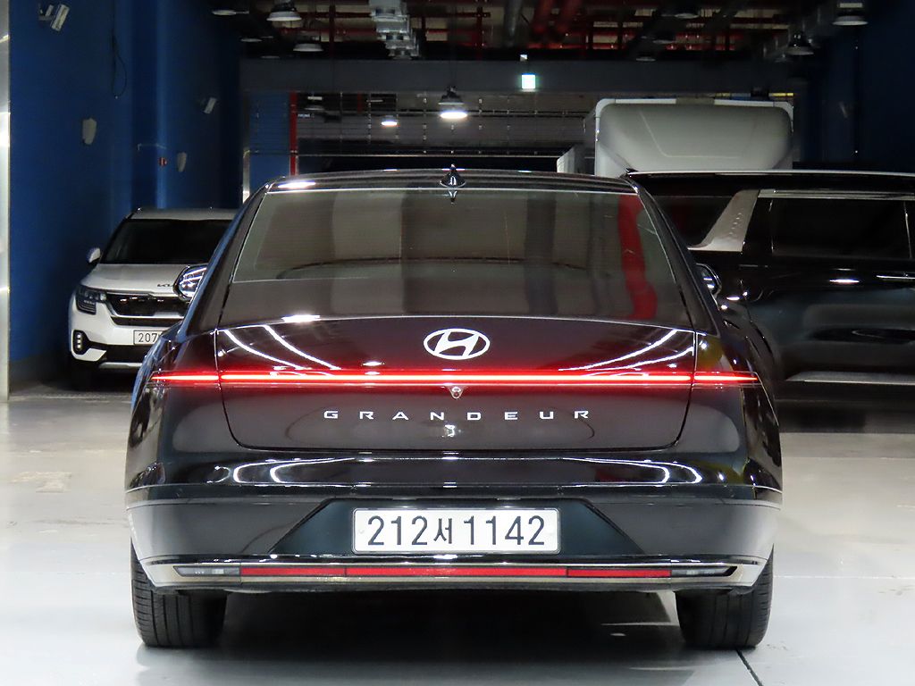 HYUNDAI GRANDEUR GN7 2023
