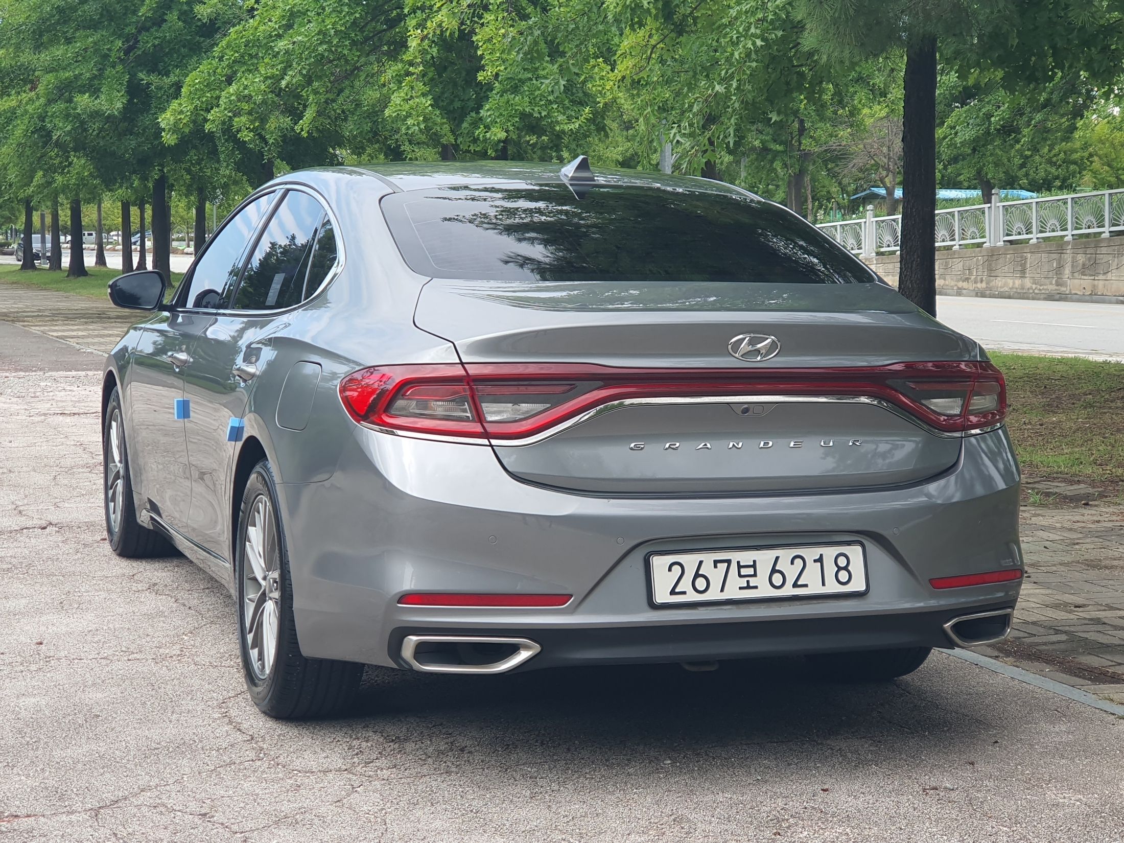 HYUNDAI GRANDEUR IG 2017