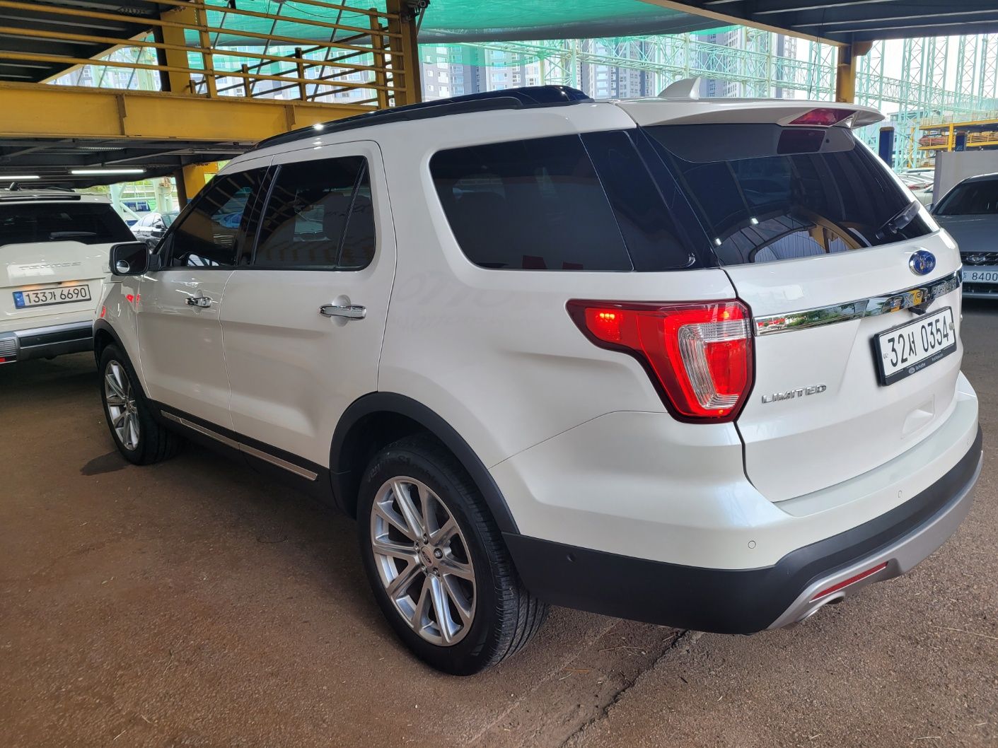 FORD EXPLORER 2016
