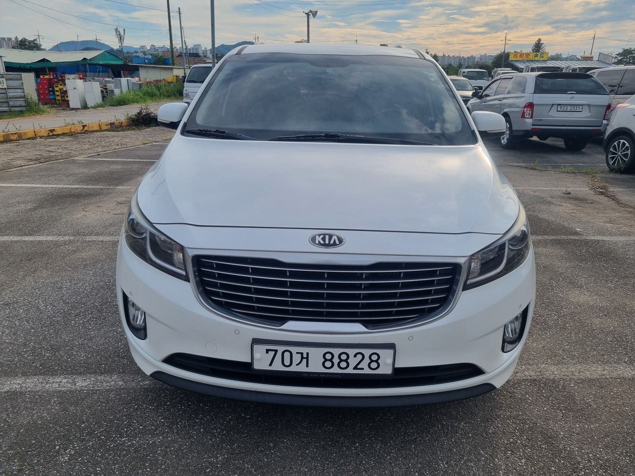 KIA CARNIVAL 2017